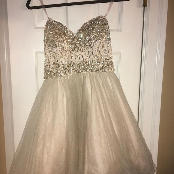 Homecoming Formal Prom - Picture 1 of 4